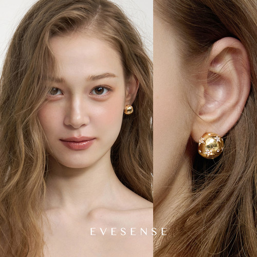EVESENSE金色镶钻五角星球形耳环