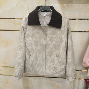 显瘦减龄小外套商场同款 休闲风撞色翻领菱形夹棉短外套女春季 时尚