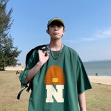 绿色