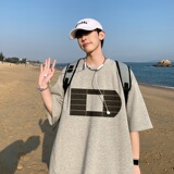 浅灰色