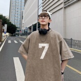 卡其色