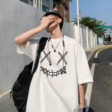 白色
