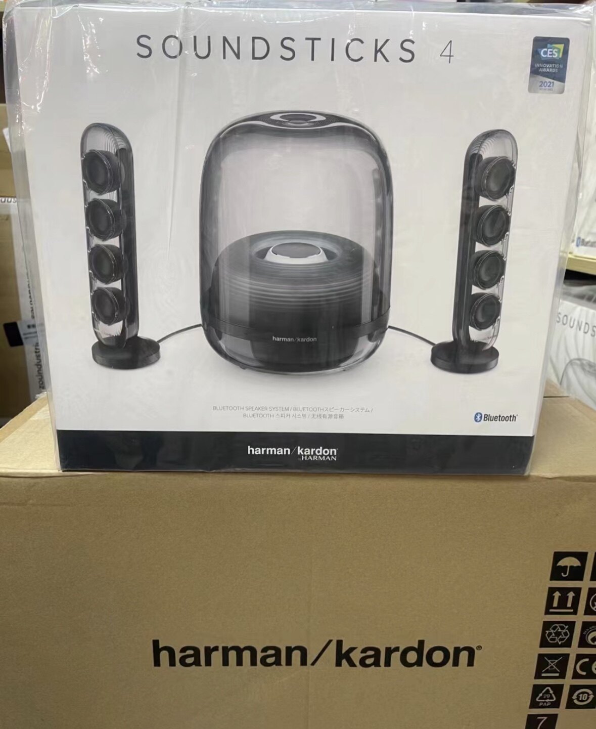 哈曼卡顿水晶4代Soundsticks4 黑白蓝牙音箱家用电脑桌面重低音响怎么看?