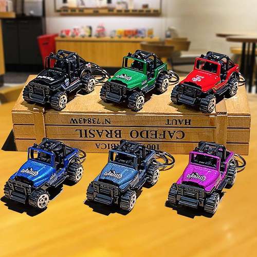 网红卡通吉普车模型钥匙扣立体挂件精致汽车钥匙链小礼品配饰