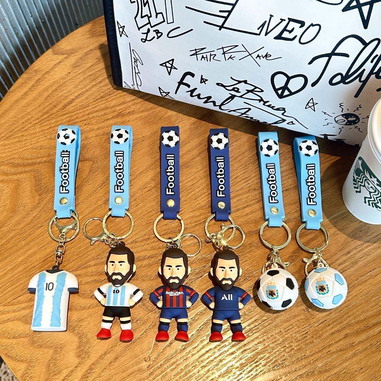 创意明星球衣钥匙扣书包汽车钥匙链配饰地推盲盒礼品挂件足球