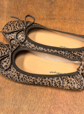 图巴客新款豹纹芭蕾舞平底休闲鞋女真皮蝴蝶结浅口单鞋法式复古风