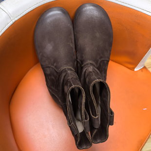 图巴客原创手工真皮女鞋2025新款秋冬一脚蹬鞋子堆堆靴马丁靴