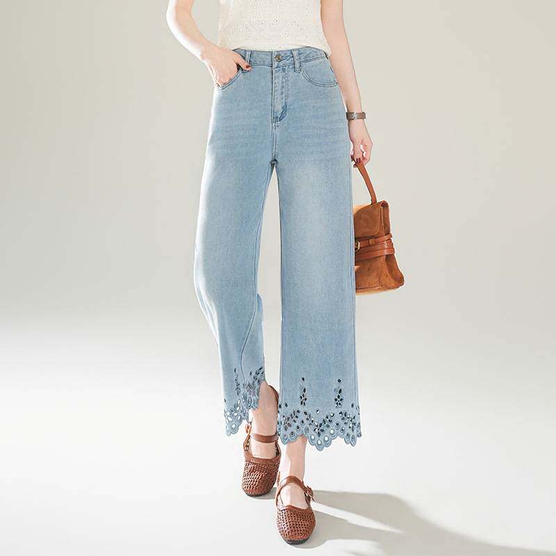 专柜品牌浅蓝色天丝刺绣牛仔裤女2026春夏季设计感镂空花边窄版九