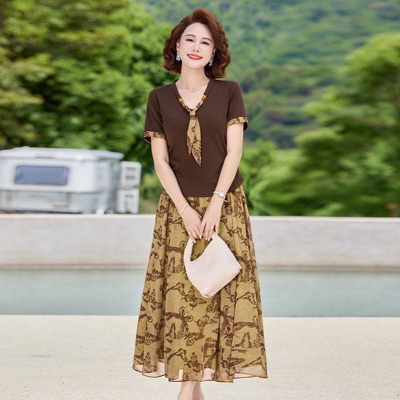专柜官方中年妈妈洋气短袖半身裙两件套中老年女装夏季气质感穿搭