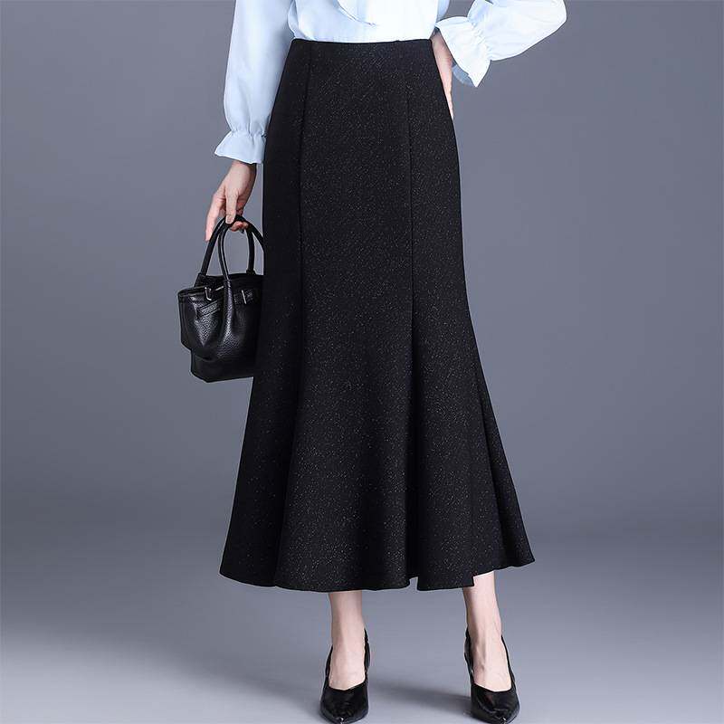 专柜品牌优雅黑色亮丝鱼尾半身裙女2026春新款高腰修身显瘦高个子