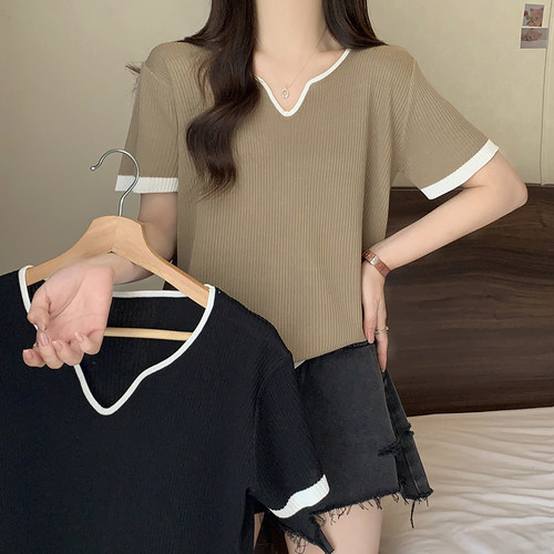 胖mm2025年夏季V领冰丝针织衫上衣大码女装宽松拼色坑条短袖T恤