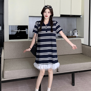 学院风条纹拼接雪纺连衣裙女夏中长款大码显瘦POLO领宽松百褶裙子