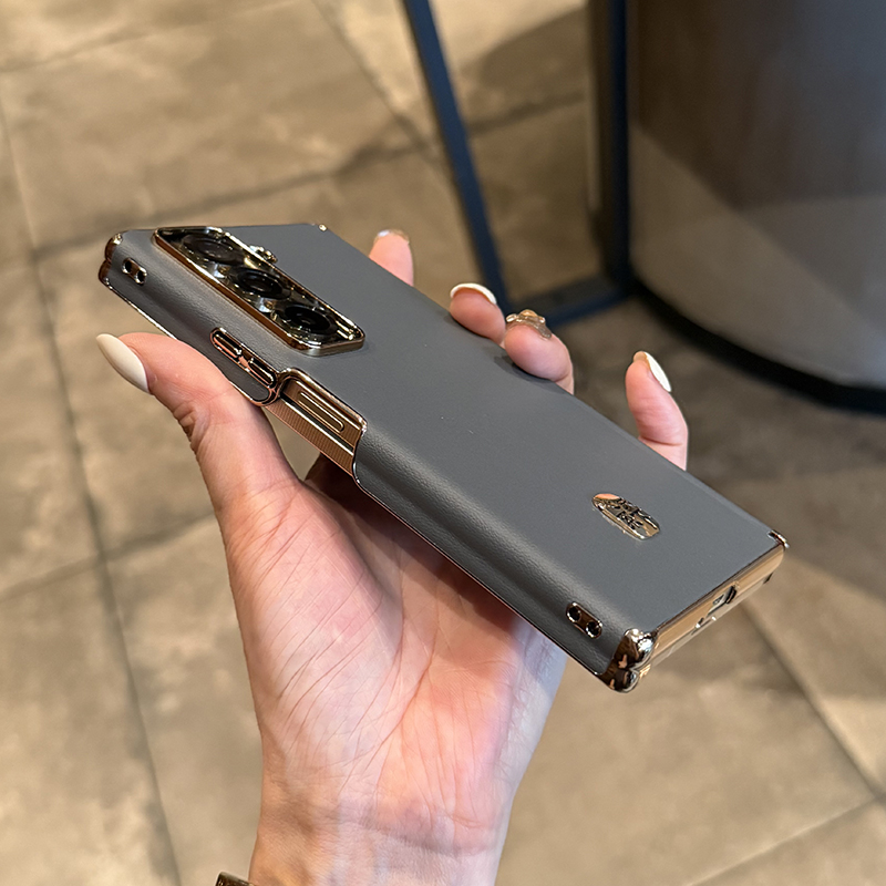 适用于三星GalaxyZFold7手机壳高级灰色皮质新款双中轴保护后壳Fold6全包防摔简约时尚电镀硬壳心系天下
