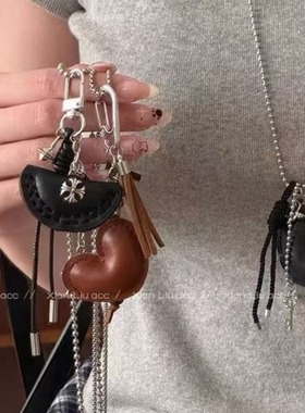 2025新款轻奢小众爱心吊坠项链