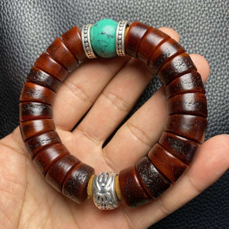 西藏老牦牛骨手串随切随型嘎巴拉手串骨头藏族念珠藏式老灵骨手链