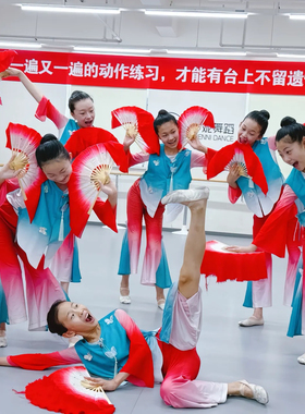 新款古典舞飘逸中国风花儿对我笑舞蹈演出服山西小花戏秧歌扇子舞