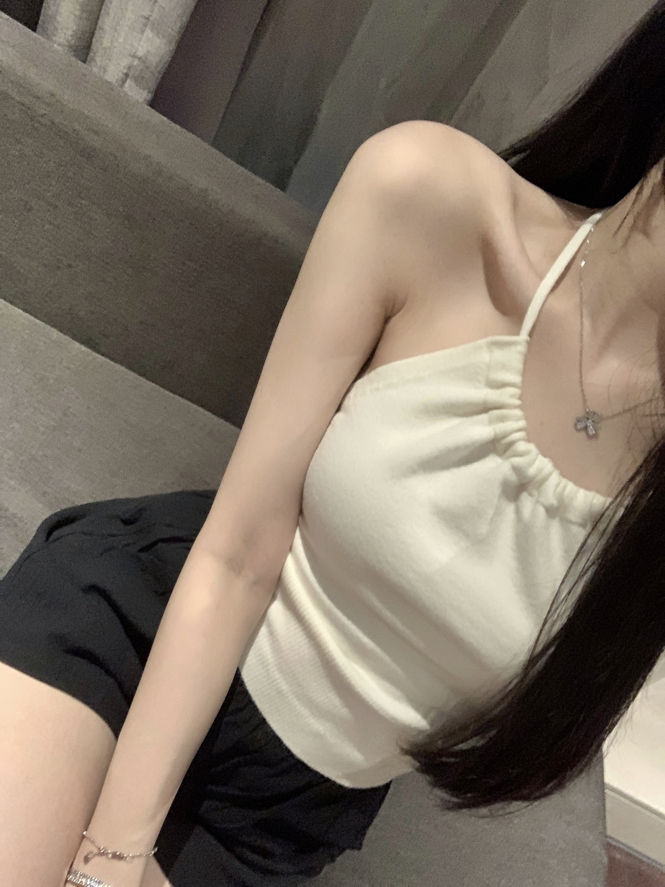 Yumeo钰 奶油蛋糕 嫩乎乎的挂脖小吊带,女装/女士精品,背心吊带,淘宝优惠券,粉丝福利购,淘宝优惠卷