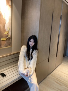 Yumeo钰 乖乖小羊～咩咩可爱毛圈针织开衫外套