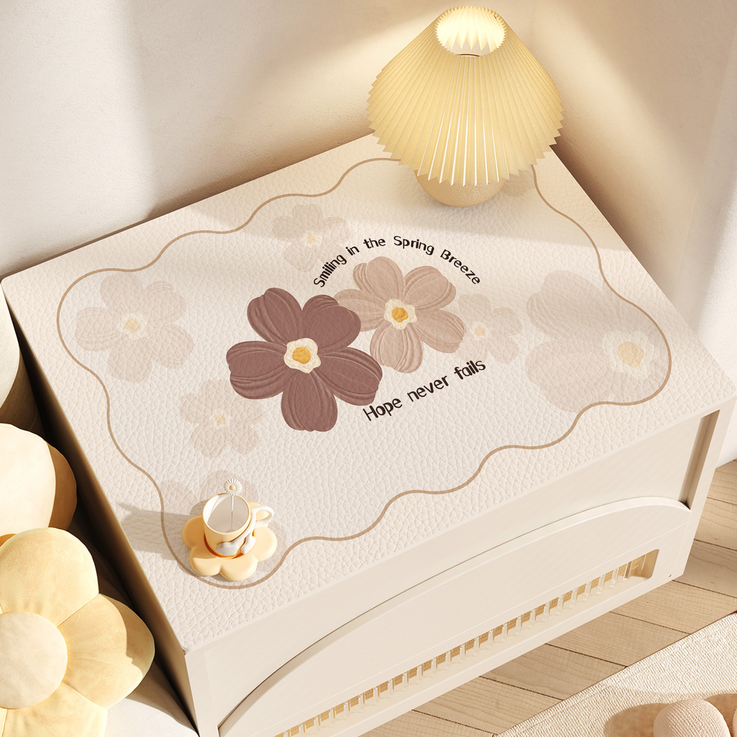 床头柜垫子奶油风桌布轻奢高级感桌垫防水防脏台面保护垫免洗盖布,居家布艺,床头柜盖布,淘宝优惠券,粉丝福利购,淘宝优惠卷