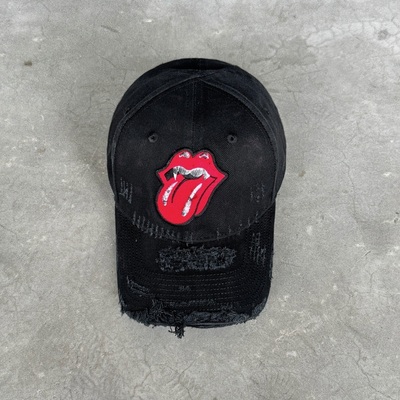 FalsePerception血牙刺绣鸭舌帽