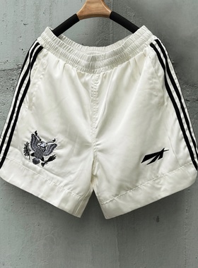 False Perception 刺绣训练条纹休闲短裤 白色