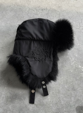 False Perception 狼毛 尼龙 雷锋帽 黑色