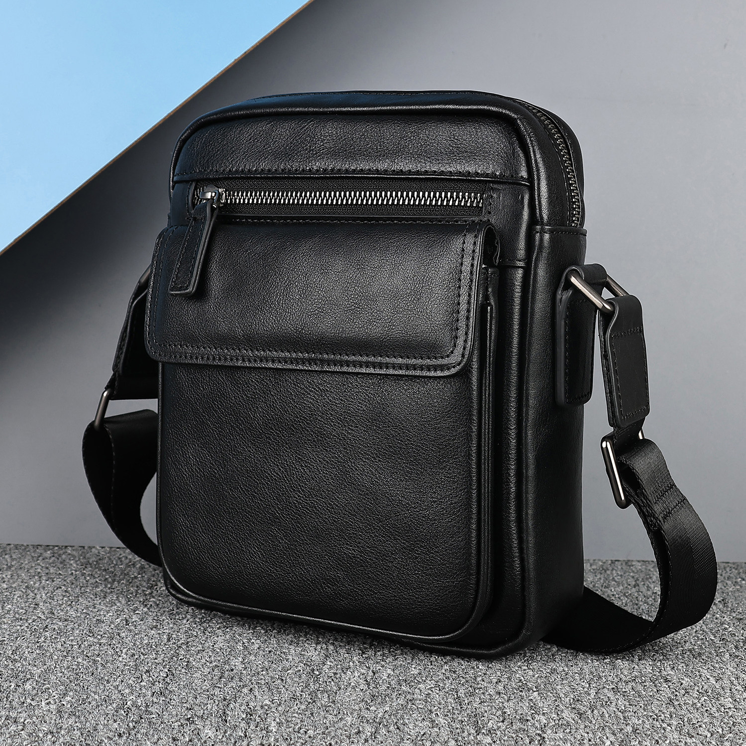 巴利迪亚新款男士真皮斜挎包头层牛皮商务风单肩包百搭休闲小挎包,箱包皮具/热销女包/男包,男士包袋,淘宝优惠券,粉丝福利购,淘宝优惠卷