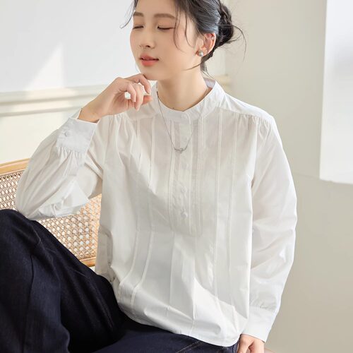 白色设计感长袖衬衫上衣