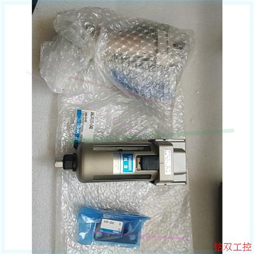 议价直拍不发:SMC真空用分水过滤器2个,型号AMJ4000-04B,全新
