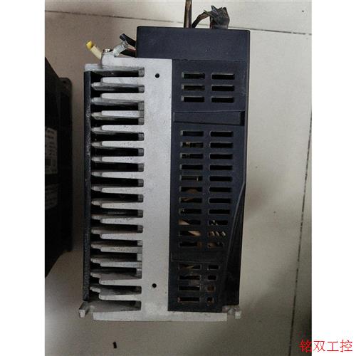 议价直拍不发:EPS-B1-04D5AA-A000东菱伺服驱动器,4.5K议价