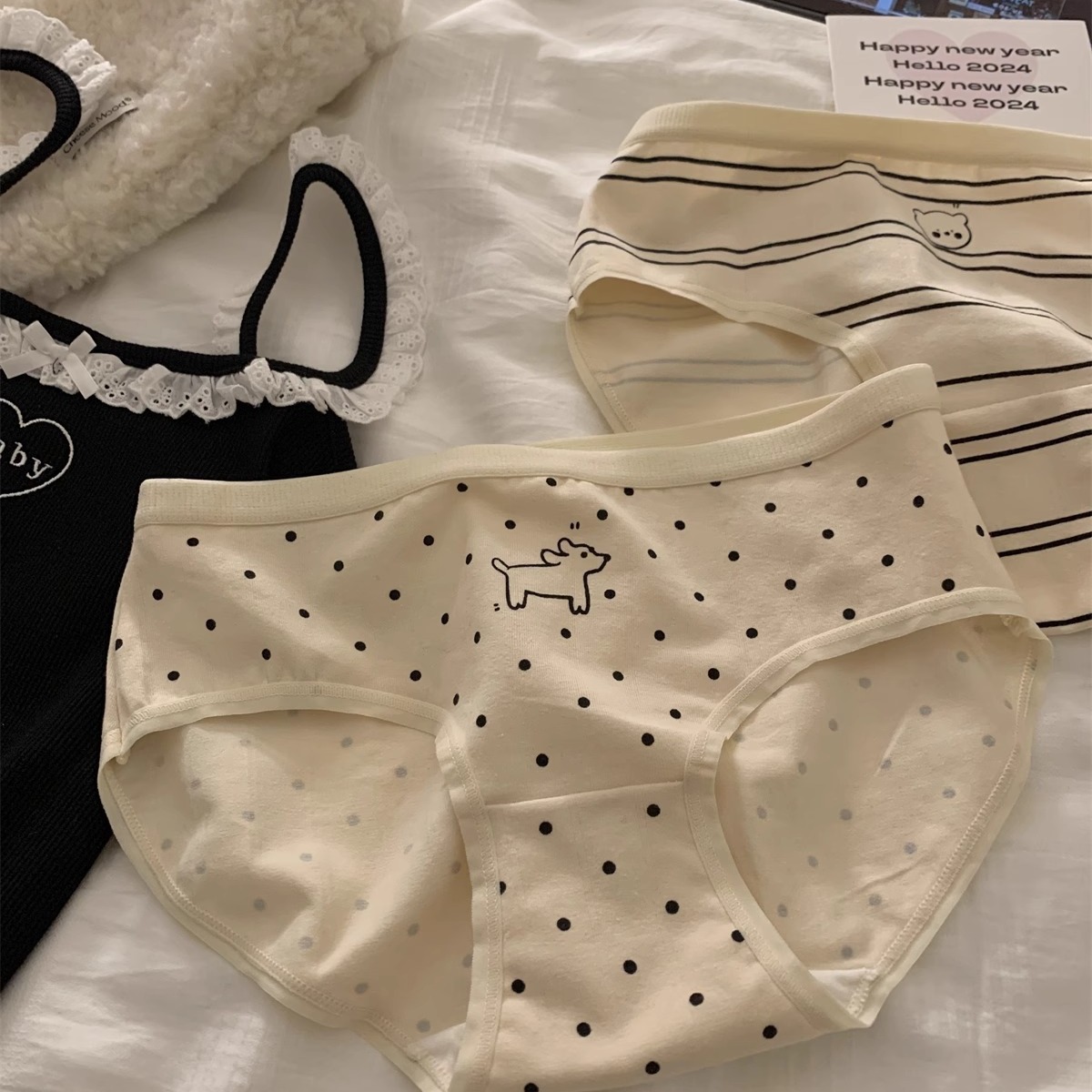 内裤女生纯棉全棉裆2024年夏季新款女士中腰透气三角裤