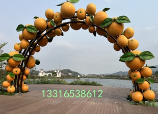 玻璃钢橘子橙子门拱摆件乡村振兴树脂纤维水果草莓门头造型卡通人