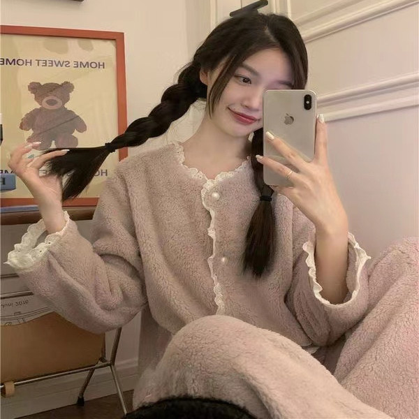 秋冬女睡衣小香风甜美蕾丝花边睡衣珊瑚绒加绒保暖家居服女生套装