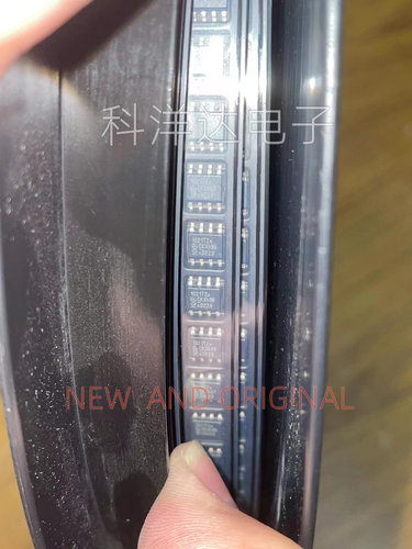 TJA1021T/20/CM 丝印1021T2C 贴片SOP-8 总线收发器芯片 量大价优