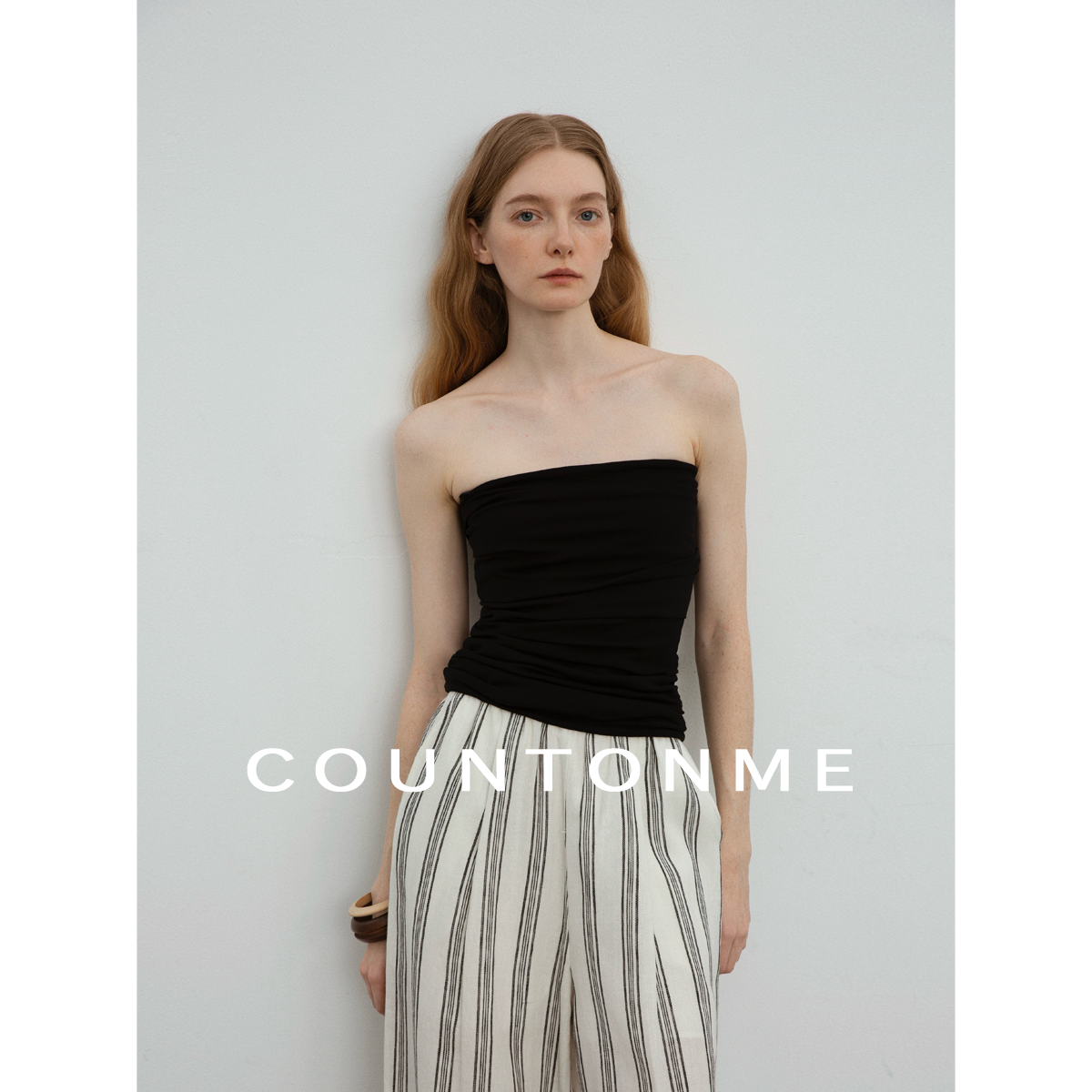 法式修身型慵懒针织抹胸