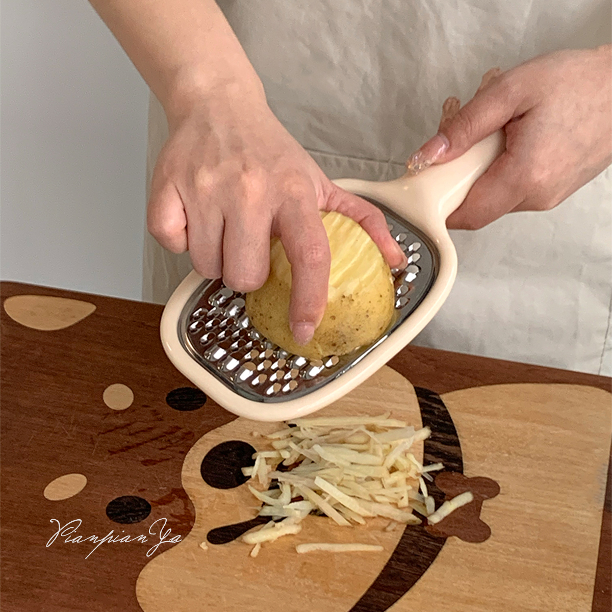 刨丝器果蔬擦切器多功能切菜器