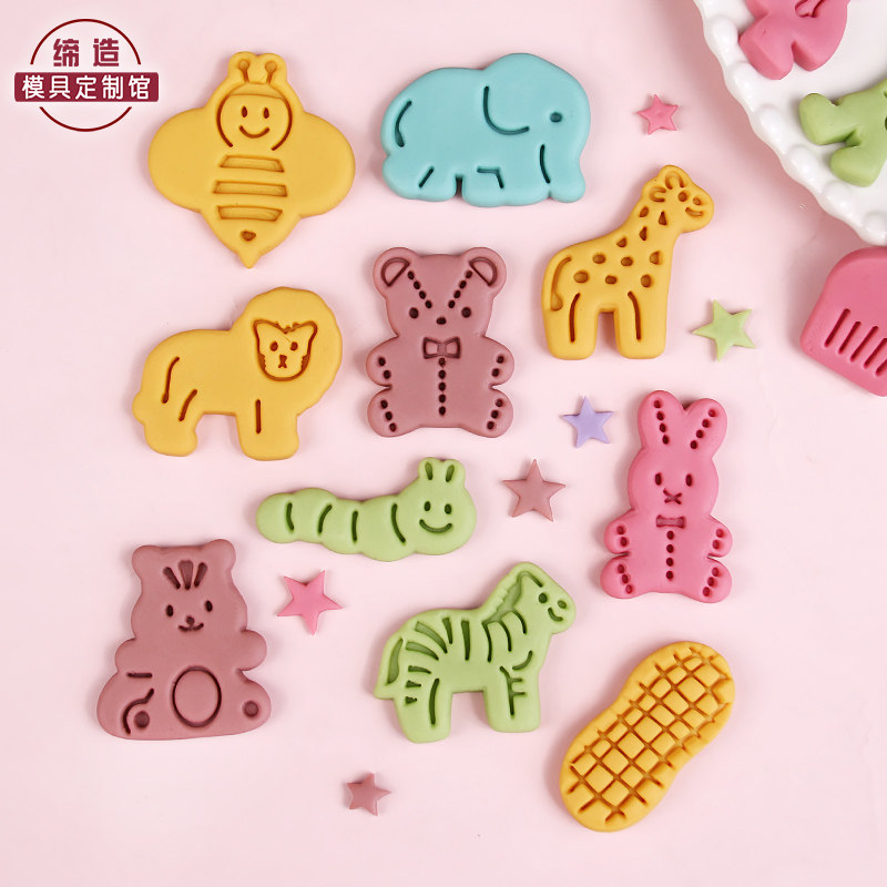 卡通动物饼干模具小熊大象毛毛虫兔子儿童曲奇3D立体按压烘焙模具