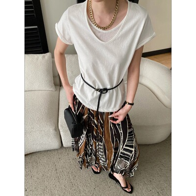 司南 随性腔调 时髦撞色假两件V领正肩显瘦休闲短袖T恤 SN8741