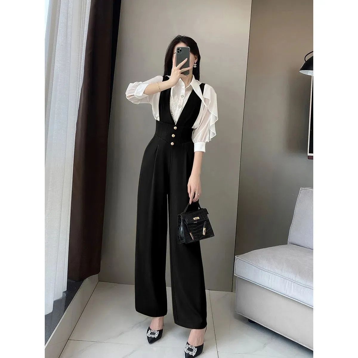 设计感背带裤女2025秋冬新款高级感显瘦高腰西装阔腿裤黑色连体裤