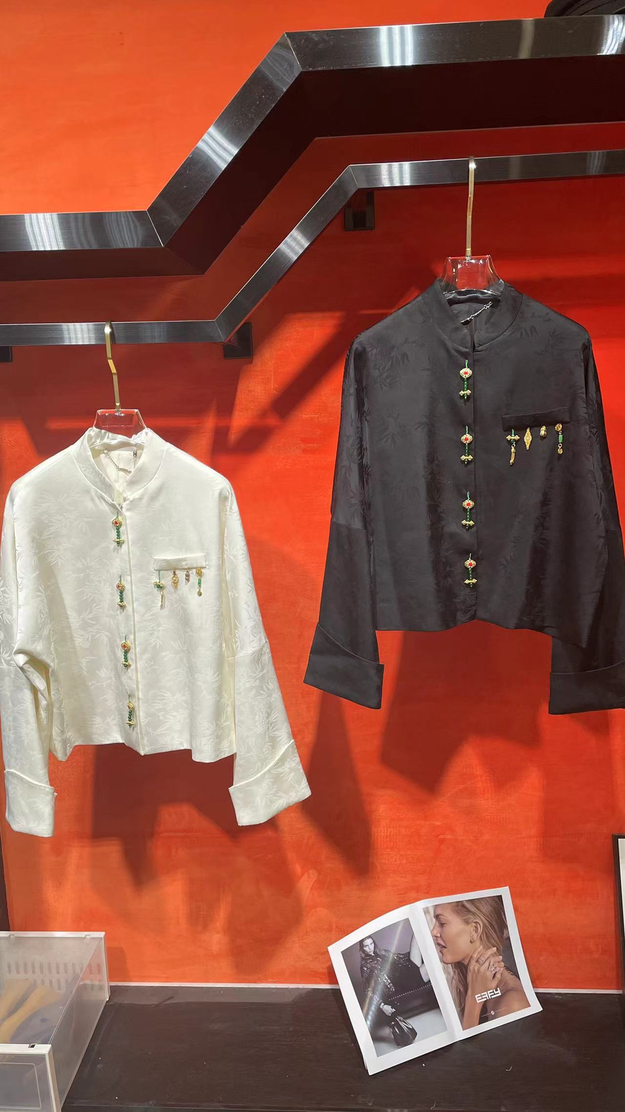 新中式国风立领盘扣提花短外套女7571时尚新款设计感撞色名媛上衣