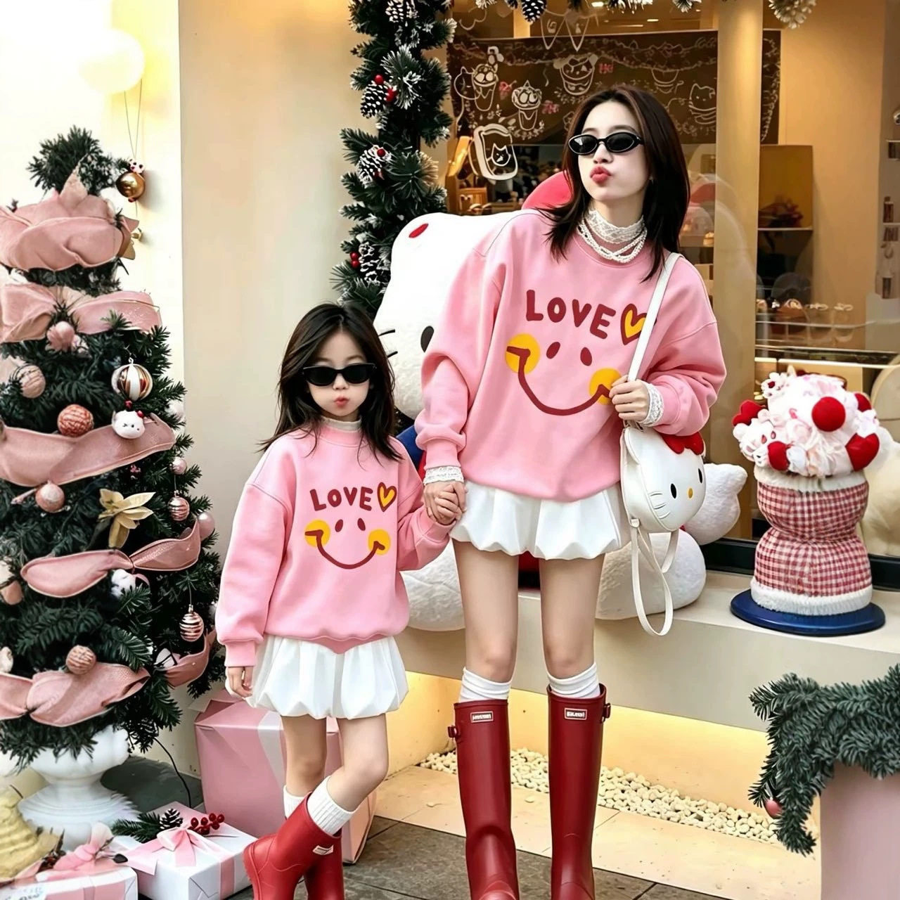 2026秋冬装新款亲子装母子母女款粉色卫衣童装2岁女童上衣服外套
