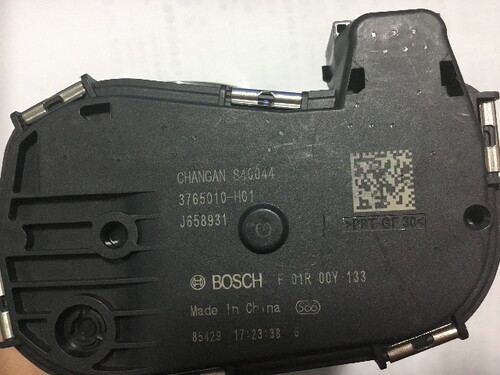 适用于长安金牛星1.5L欧诺s欧尚X70A节气门阀体总成F01R00Y133