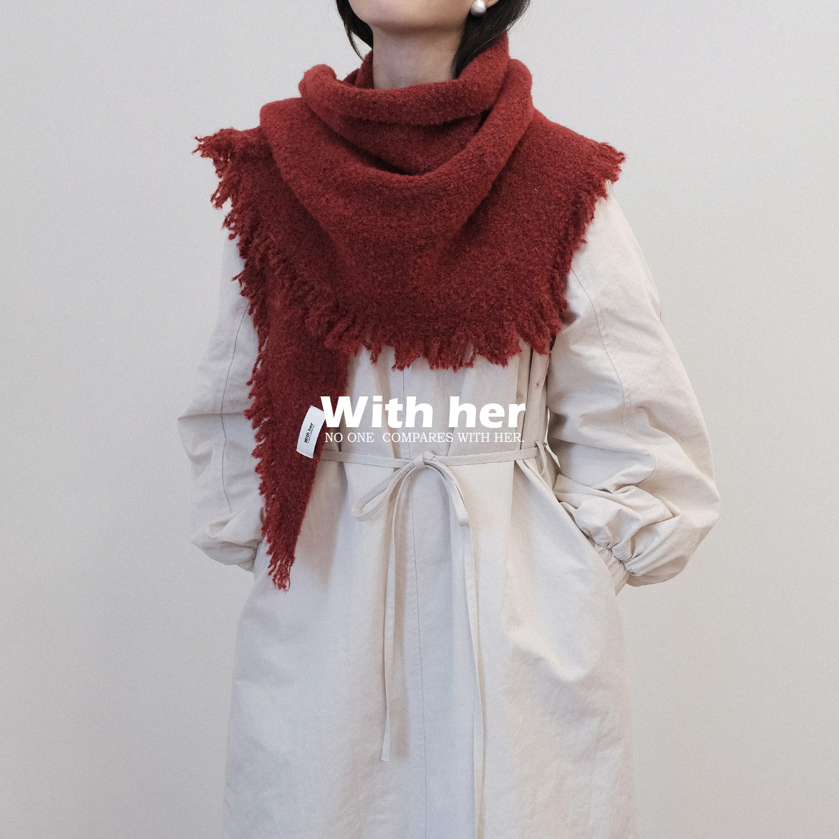 与她经典款仿羊绒三角巾 软糯纯色流苏秋冬季简约保暖披肩围巾女