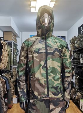 carinthia卡伦西亚TLG JACKET 轻量夹克 防风雨超轻超薄保暖外套