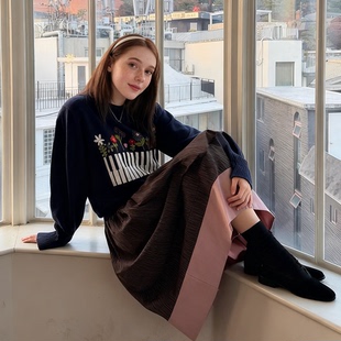 「钢琴毛衣」小众复古重工手工绣花泡袖 25AW 套头毛衣 正确版