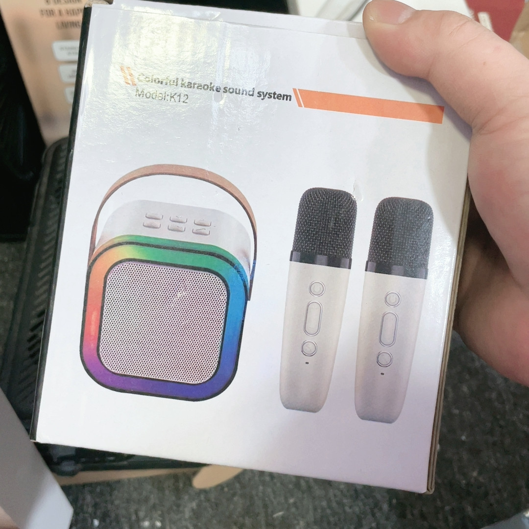 双麦蓝牙音箱