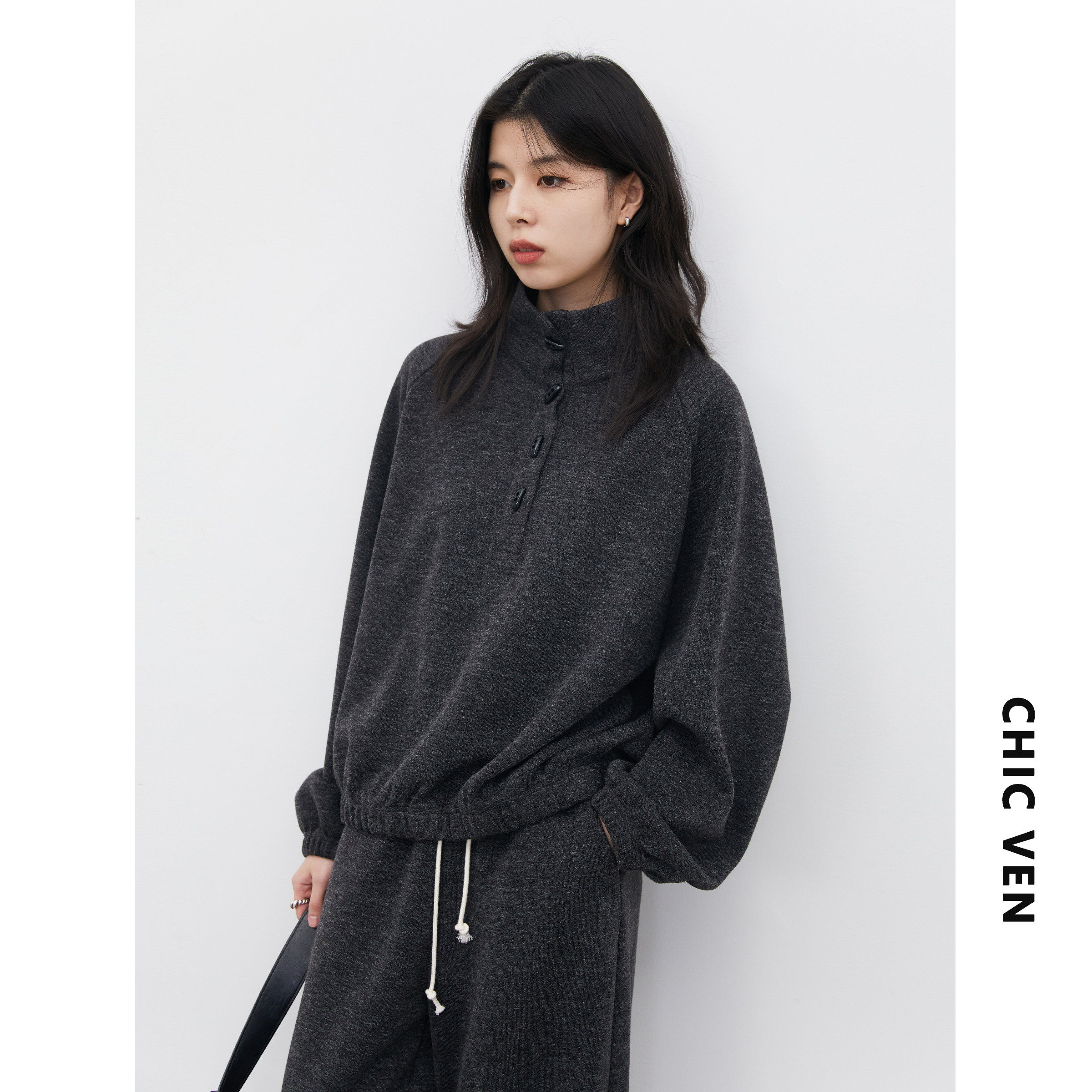 CV大码女装春新款简约宽松立领羊角扣卫衣慵懒休闲卫裤套装女胖mm,女装/女士精品,大码套装,淘宝优惠券,粉丝福利购,淘宝优惠卷