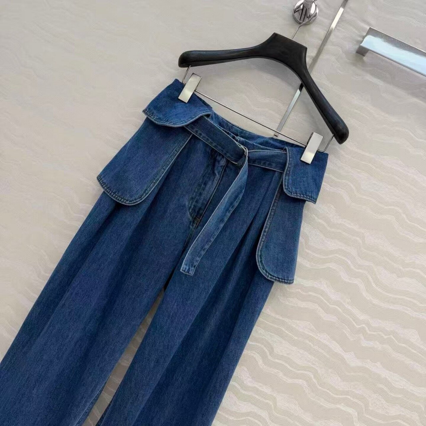 系带花苞口袋搭片进口纯棉洗水牛仔休闲通勤高腰直筒阔腿长裤女