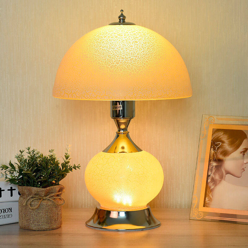 优丽美家卧室台灯床头灯简约欧式结婚台灯房间床头柜灯粉红色装饰