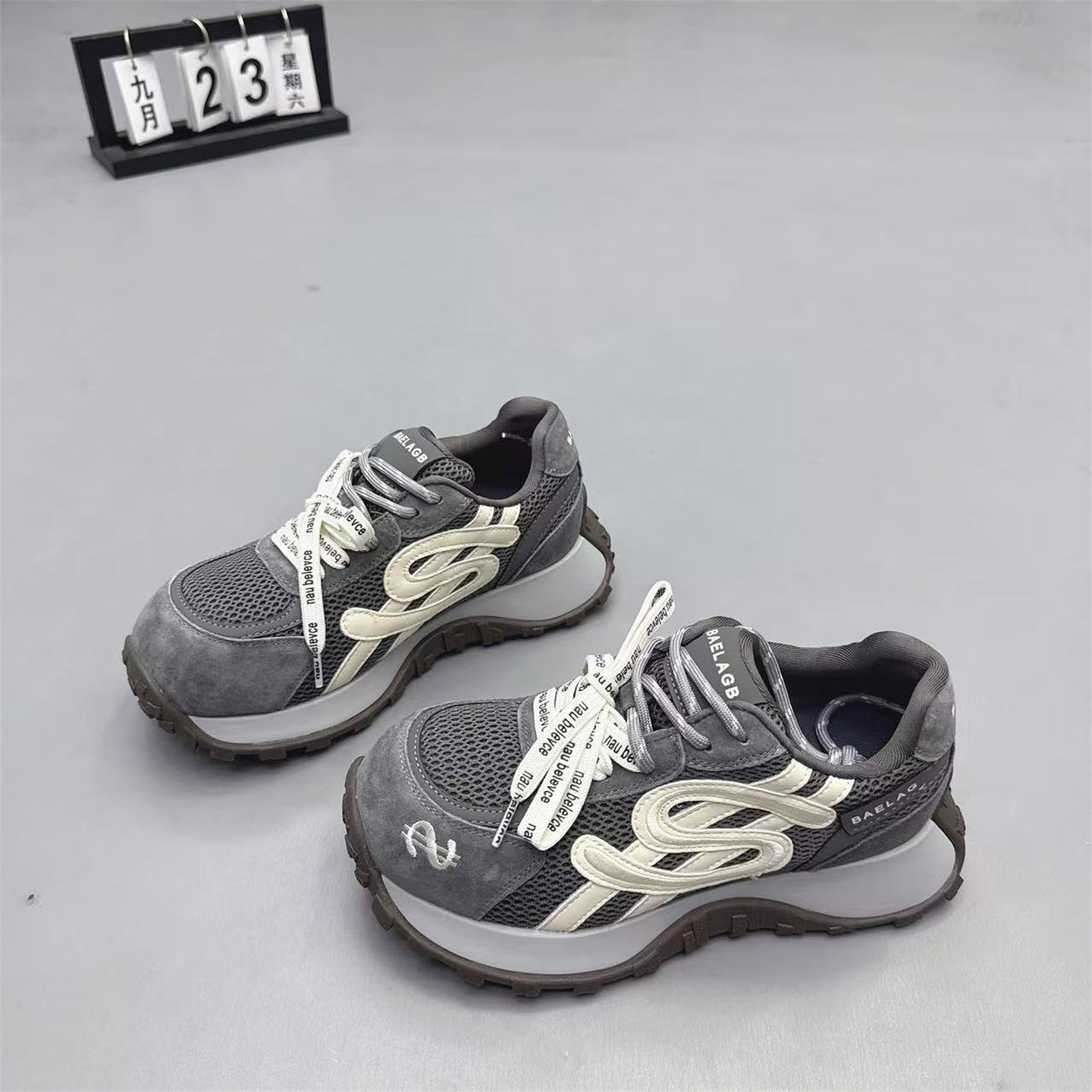 双鞋带厚底小蛮腰阿甘鞋运动鞋潮